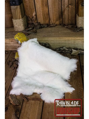 Rabbit fur, White