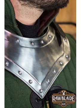 Defender Gorget