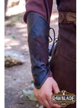 Hunter Bracers - Brown